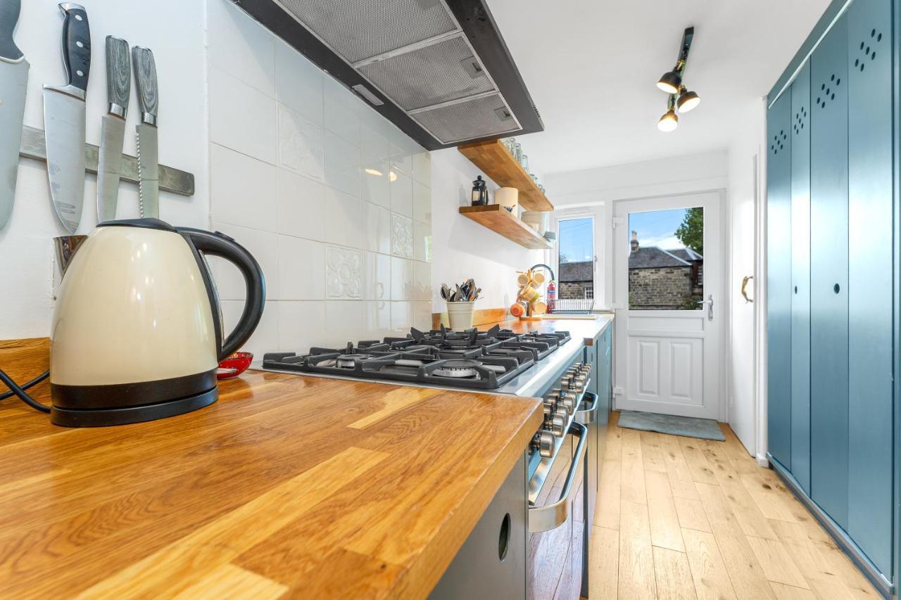 אדינבורו Cozy With Character Cheerful Home With Garden At Leith Links Park מראה חיצוני תמונה